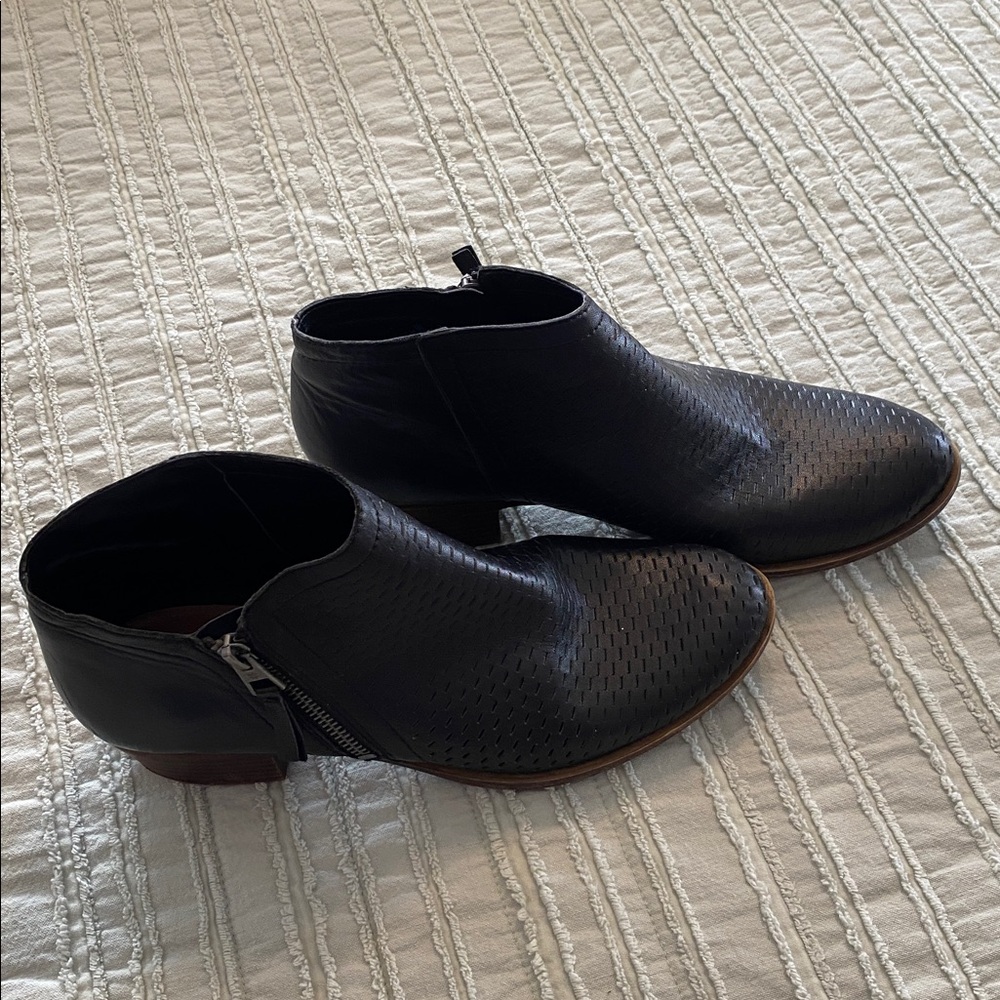 Lucky Brand Brielley Perforated Booties Black Heel